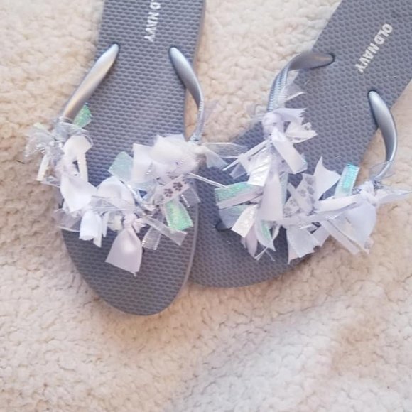 Puppy Paw Prints Flip Flops Sz 6-New - Picture 2 of 6